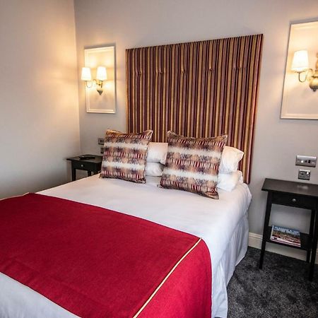 The Georgian Hotel Coatbridge Bagian luar foto