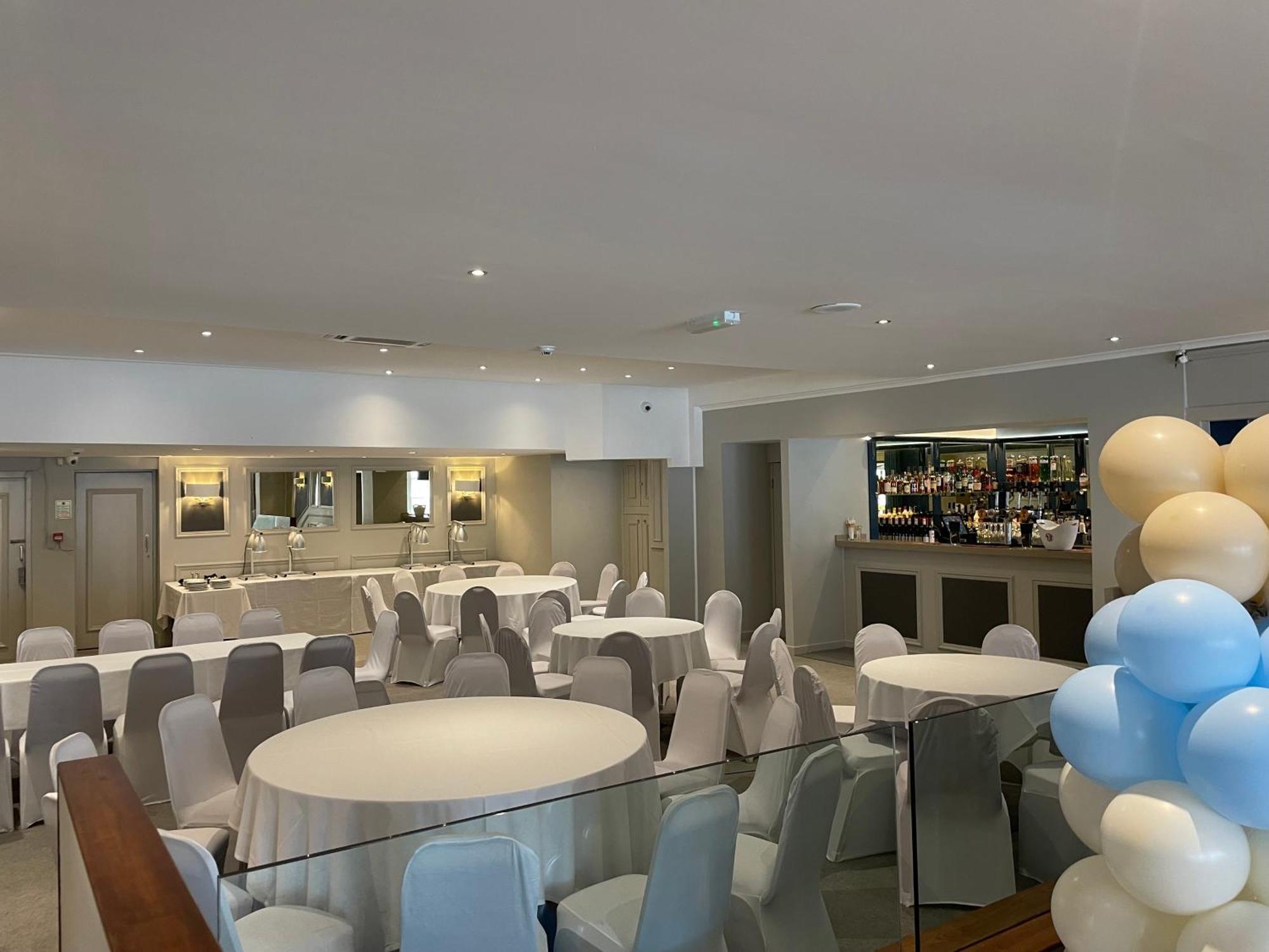 The Georgian Hotel Coatbridge Bagian luar foto